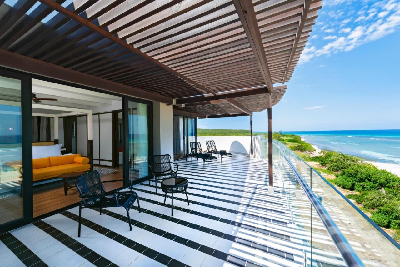 מלון Spring Rises Ocean Eden Bay (Adults Only) מראה חיצוני תמונה The view from a suite at the Grand at Moon Palace