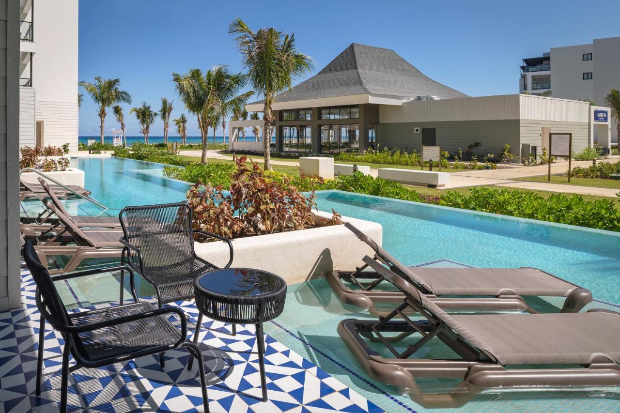 מלון Spring Rises Ocean Eden Bay (Adults Only) מראה חיצוני תמונה The pool at the Hard Rock Hotel in Cancun