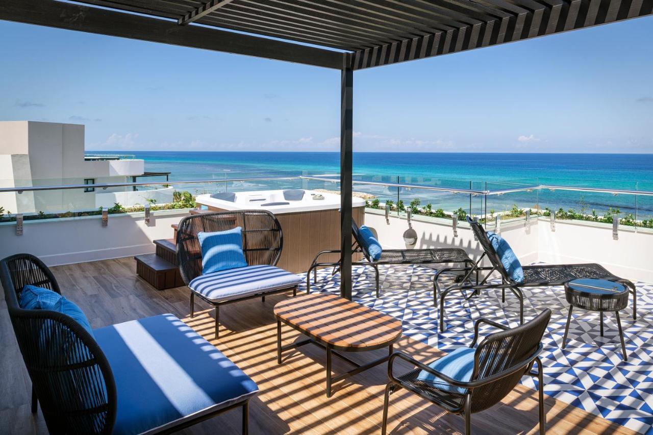 מלון Spring Rises Ocean Eden Bay (Adults Only) מראה חיצוני תמונה Rooftop at the Hotel
