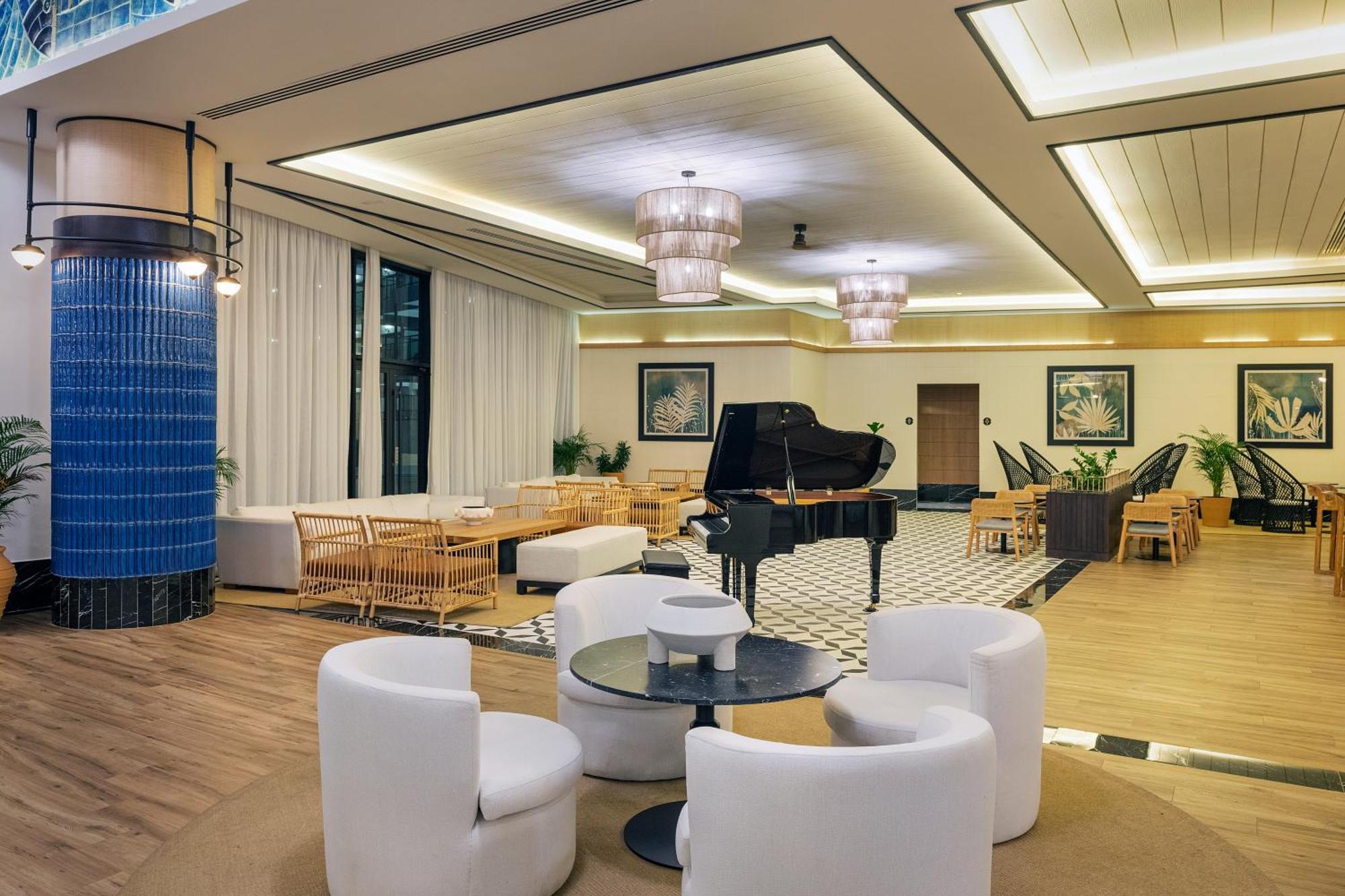 מלון Spring Rises Ocean Eden Bay (Adults Only) מראה חיצוני תמונה The lounge at the airport